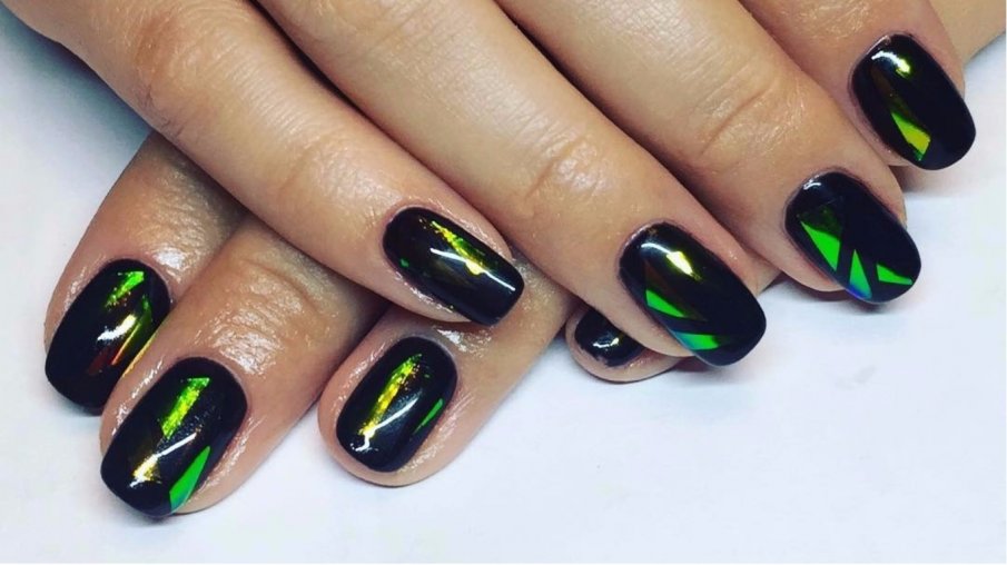 stilnyy-manikyur-na-korotkikh-nogtyakh3.jpg 3