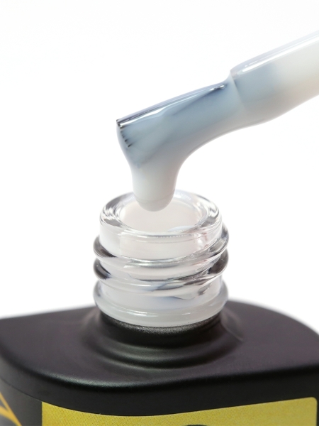 Цветная жесткая база Holy Rose Beauty для моделирования HARD Color Base №02 молочная белая 10 мл