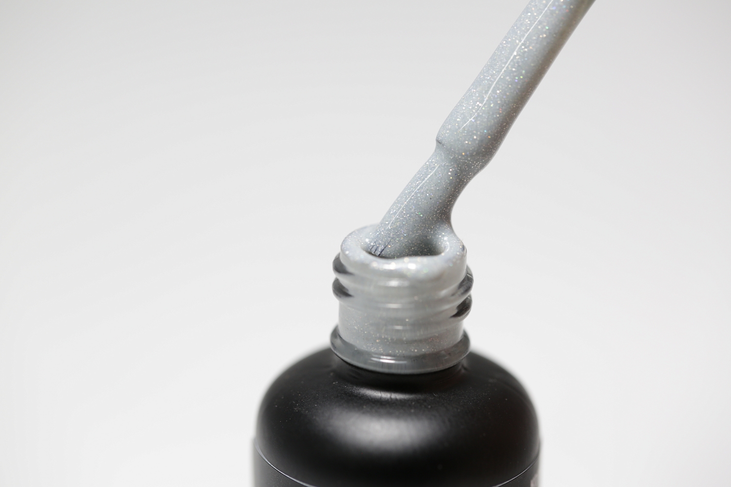 Dona Jerdona, Гель-лак светло-серый с частицами шиммера "Алмазная пыль" №02