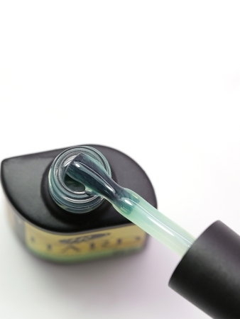 Цветная жесткая база Holy Rose Beauty для моделирования HARD Color Base №07 светло-зелёная 10 мл